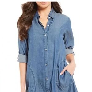 Tommy Bahama Casual Blue Button Down Shirt